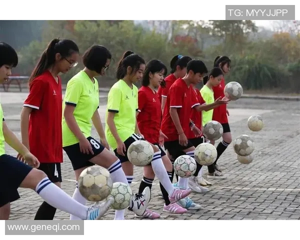 假小子追逐足球梦想与明星的青春故事 假小子追逐足球梦想与明星的青春故事